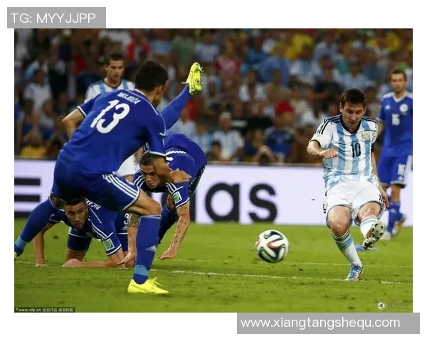 阿根廷与波黑激战正酣球迷期待精彩瞬间与进球盛宴